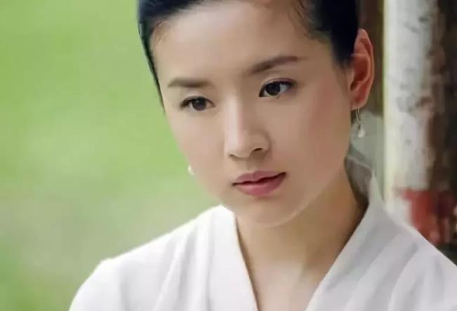 面相解读:“女人凤头,必配君王” 看看你是吗?