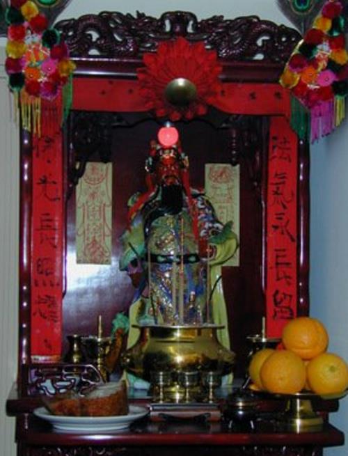 风水禁忌:供奉神台所有的注意事项