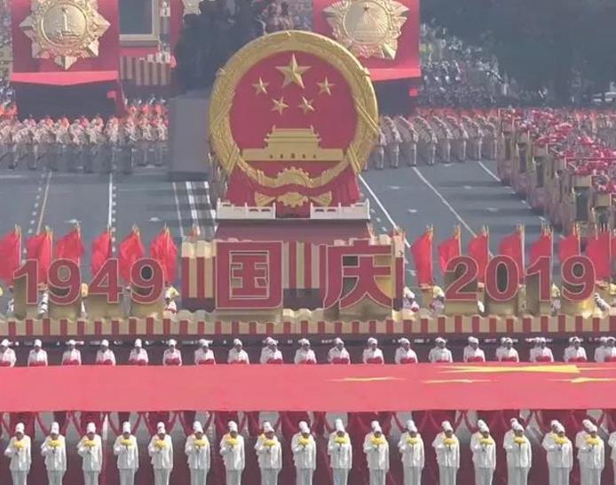 建国70周年,普天同庆!祝愿祖国越来越好!