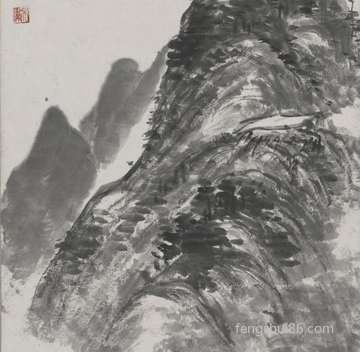 办公室桌子上放置哪些摆饰好